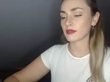 Stripchat Sex Chat of ScarlettSensitive