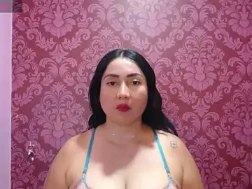 Stripchat Sex Cam of juliana_diaz