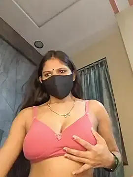 Stripchat Live Sex Cam of kaira_noty