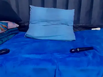 Stripchat Free Porn Cam of BigbootyNickyx