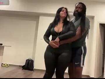 Stripchat Free Porn Cam of SilkandEbonyyy