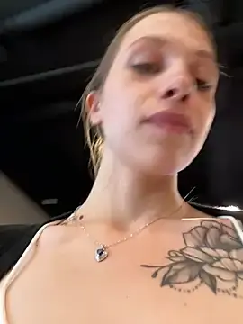 Stripchat Best Webcam of Olivia_Jemison