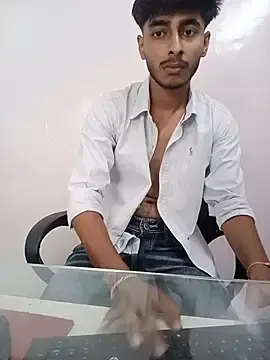 Stripchat Live Porn of ArckedlinerTempt