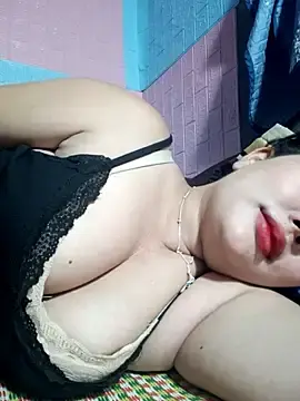 Stripchat Live Sex Cam of Irene-01