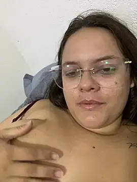 Stripchat Live Porn of Laryssinha_69