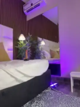 Stripchat Free Porn Cam of MelanieHillss