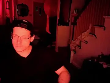 Stripchat Watch Live Sex Cams of MasterDaddyCool
