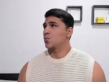 Stripchat Sex Chat of Thiago_bel