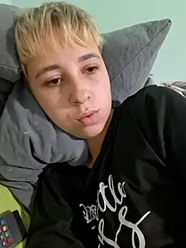 Stripchat Adult Webcam of Gussie_Bridie