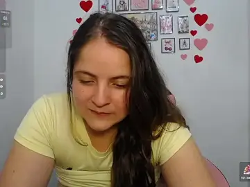 Stripchat Sex Cam of Kloe_Gianna