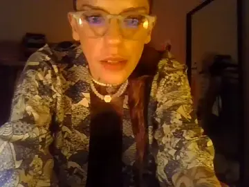 Stripchat Adult Webcam of plsmecha