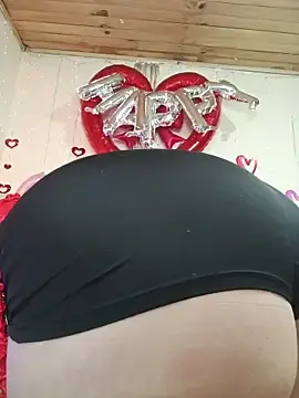 Stripchat Sex Cam of celeste_hotty
