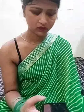 Stripchat Nude Webcam of Aa-y-e-sha-Ju-l-ka