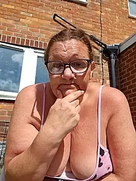 Stripchat Free Live Porn of MissQueenBeex