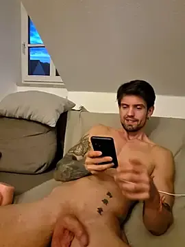 Stripchat Live Sex of Mystery_Mark