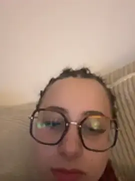 Stripchat Sex Cam of queenlo_xxx