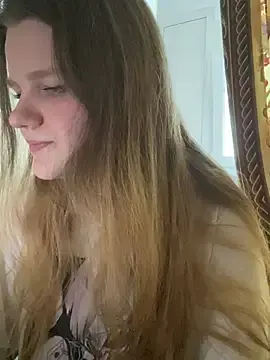 Stripchat Sex Cam of MimiLisa_