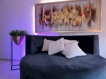 Stripchat Free Porn Cam of MaddyOwens