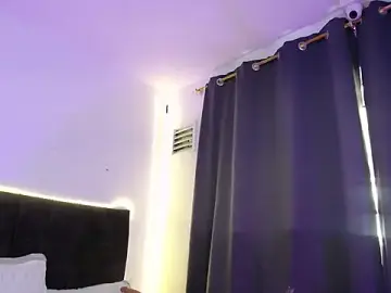 Stripchat Watch Live Sex Cams of Nicol_Love0