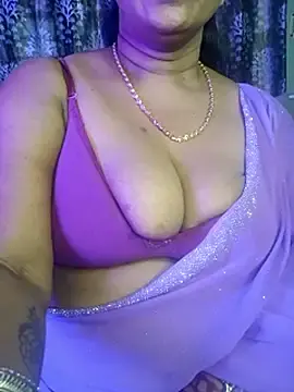 Stripchat Live Sex Cam of mona-darling_09