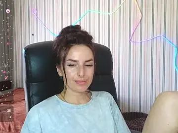 Stripchat Live Sex Cam of xx_adrihanna_xx