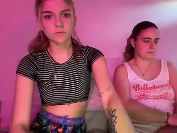 Stripchat Sex Cam of kykybaby4444