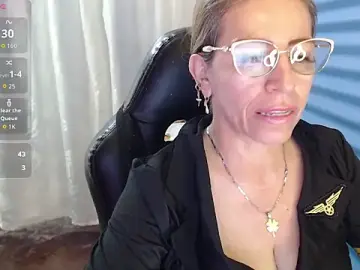 Stripchat Adult Webcam of Chayla_Ruiz