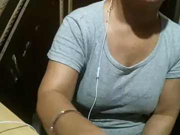 Stripchat Free Live Porn of UrsMansi
