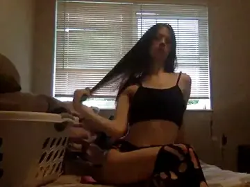 Stripchat Free Porn Cam of Munchkinbaby72318