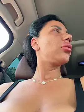 Stripchat Sex Cam of SelineVelvet