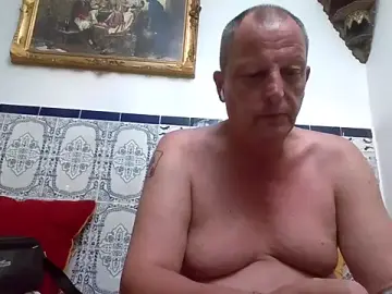 Stripchat Live Sex of chubbybear2cum