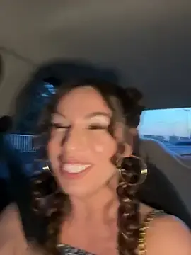 Stripchat Free Live Porn of Marilyn_La_Rose