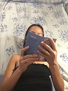 Stripchat Live Sex Cam of Asianpinay_Skinny1818