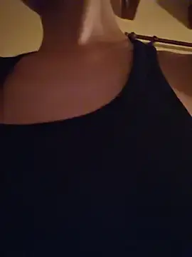 Stripchat Nude Webcam of kylie_blck