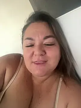 Stripchat Free Live Porn of MikyVesela