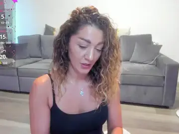 Stripchat Live Porn of rossana_doll