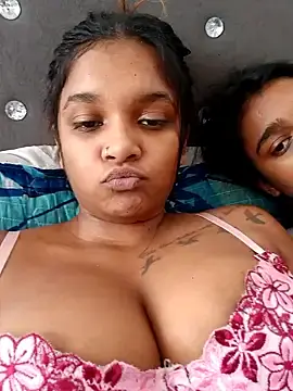Stripchat Watch Live Sex Cams of Indianqueen03