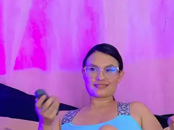 Stripchat Watch Live Sex Cams of keelly_richaardson1