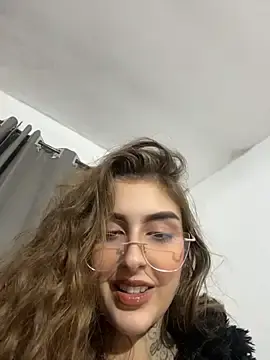 Stripchat Free Live Porn of miiabellovic