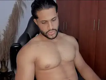 Stripchat Sex Cam of Pier_Simons