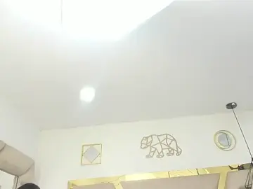 Stripchat Sex Cam of rave_connor