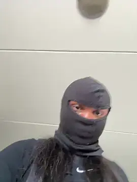 Stripchat Sex Chat of StupidNaturalPhatBooty_