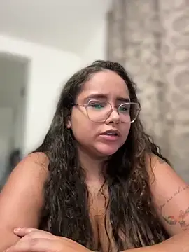 Stripchat Sex Cam of CurlyGirl_1