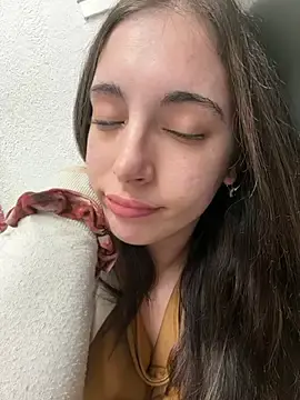 Stripchat Free Porn Cam of sexymelli18