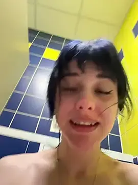 Stripchat Sex Cam of Only_April