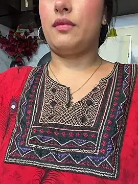 Stripchat Sex Cam of kalpanaaishaa
