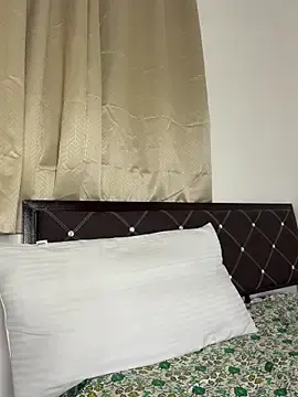 Stripchat Free Porn Cam of Mashuqqa_Forever