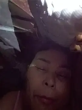 Stripchat Live Sex Cam of Kiki_sexyy