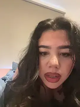 Stripchat Free Porn Cam of bigasianpersuasion