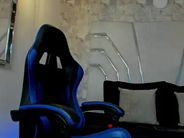 Stripchat Live Sex of MAXTHOMSON